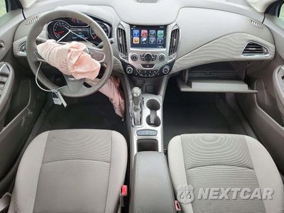 Zdjęcie 8 z 12 samochodu: 2018 CHEVROLET CRUZE LT VIN:1G1BE5SM9J7111123 - miniatura