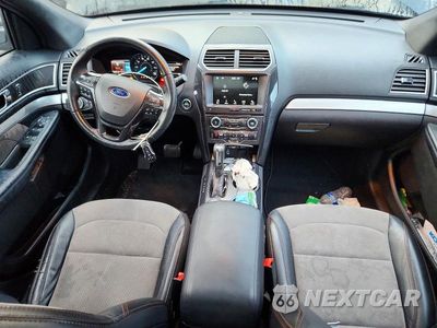 Zdjęcie 8 z 13 samochodu: 2017 FORD EXPLORER XLT VIN:1FM5K8D8XHGC22347 - miniatura