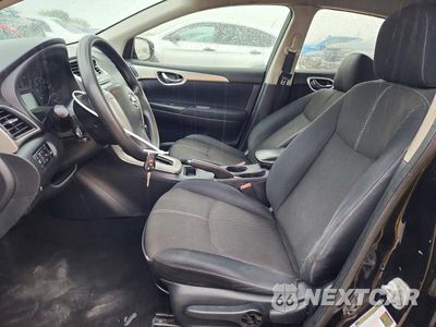 Zdjęcie 7 z 12 samochodu: 2014 NISSAN SENTRA S VIN:3N1AB7AP8EL689902 - miniatura