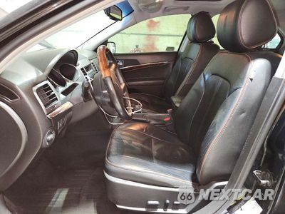 Zdjęcie 7 z 13 samochodu: 2011 LINCOLN MKZ VIN:3LNHL2GC3BR766566 - miniatura