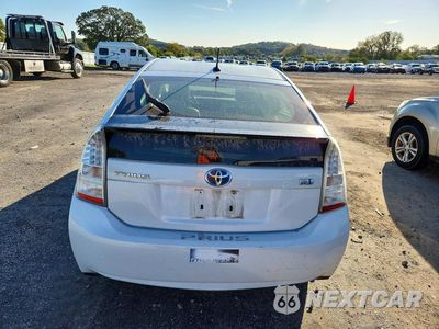 Zdjęcie 6 z 12 samochodu: 2011 TOYOTA PRIUS FOUR VIN:JTDKN3DU1B0320522 - miniatura