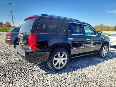 Trzecie zdjęcie samochodu z tyłu: 2009 CADILLAC ESCALADE HYBRID VIN:1GYFC43559R127118 - miniatura