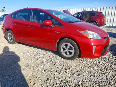 Czwarte zdjęcie samochodu z boku: 2014 TOYOTA PRIUS THREE VIN:JTDKN3DU9E0385929 - miniatura