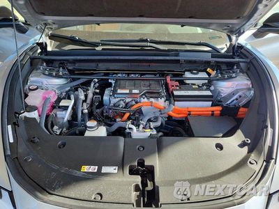 Zdjęcie 12 z 14 samochodu: 2024 LEXUS RZ 300E VIN:JTJABABB1RA003335 - miniatura