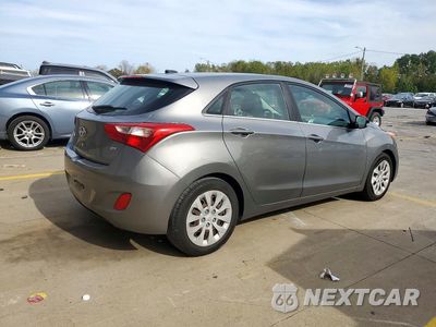 Trzecie zdjęcie samochodu z tyłu: 2017 HYUNDAI ELANTRA GT BASE VIN:KMHD35LH0HU384675 - miniatura