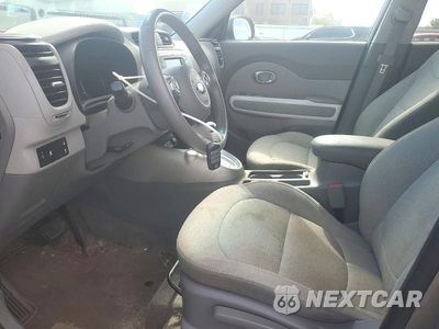 Zdjęcie 7 z 12 samochodu: 2017 KIA SOUL EV EV-E VIN:KNDJP3AEXH7021775 - miniatura