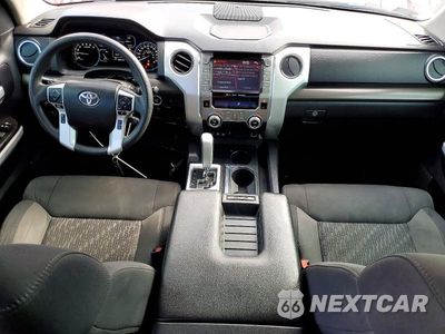Zdjęcie 8 z 12 samochodu: 2020 TOYOTA TUNDRA CREWMAX SR5 VIN:5TFEY5F15LX258280 - miniatura