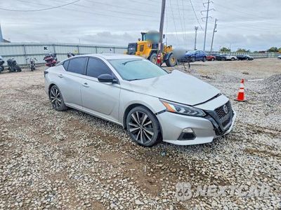 Czwarte zdjęcie samochodu z boku: 2019 NISSAN ALTIMA SR VIN:1N4BL4CV0KC101254 - miniatura