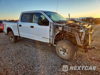 Czwarte zdjęcie samochodu z boku: 2017 FORD F250 SUPER DUTY VIN:1FT7W2BT9HED25891 - miniatura