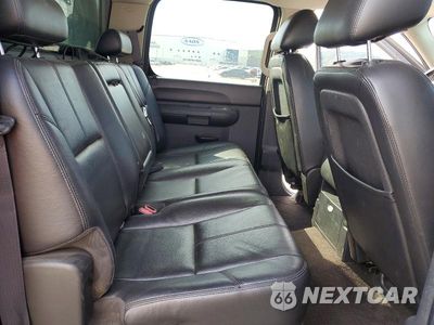 Zdjęcie 10 z 12 samochodu: 2011 GMC SIERRA K2500 SLE VIN:1GT120C8XBF216387 - miniatura