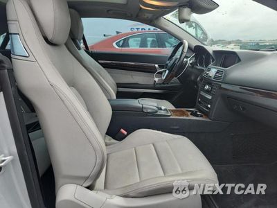 Zdjęcie 10 z 13 samochodu: 2014 MERCEDES-BENZ E 350 VIN:WDDKJ5KB1EF235504 - miniatura