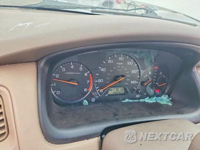 Zdjęcie 9 z 12 samochodu: 2000 HONDA ACCORD LX VIN:3HGCG6659YG702888 - miniatura