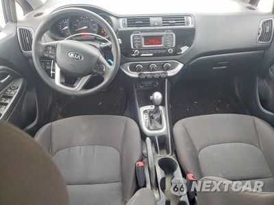 Zdjęcie 8 z 12 samochodu: 2016 KIA RIO LX VIN:KNADM4A32G6690408 - miniatura