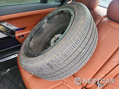 Zdjęcie 12 z 13 samochodu: 2023 BMW 760 XI VIN:WBA33EJ05PCM26921 - miniatura
