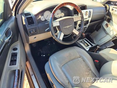 Zdjęcie 8 z 12 samochodu: 2006 CHRYSLER 300C VIN:2C3KA63H86H449414 - miniatura