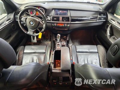 Zdjęcie 8 z 12 samochodu: 2010 BMW X5 M VIN:5YMGY0C57ALK25148 - miniatura