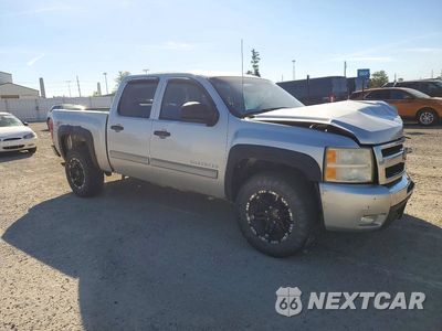 Czwarte zdjęcie samochodu z boku: 2010 CHEVROLET SILVERADO K1500 LT VIN:3GCRKSE37AG115840 - miniatura