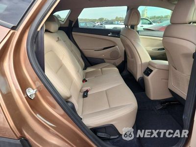 Zdjęcie 10 z 13 samochodu: 2017 HYUNDAI TUCSON SE PLUS VIN:KM8J33A41HU426357 - miniatura