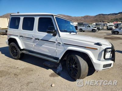 Czwarte zdjęcie samochodu z boku: 2023 MERCEDES-BENZ G 550 VIN:W1NYC6BJ2PX466896 - miniatura