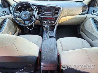Zdjęcie 8 z 12 samochodu: 2014 KIA OPTIMA HYBRID VIN:KNAGM4AD3E5067212 - miniatura