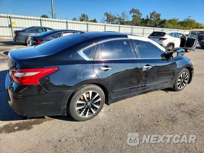 Trzecie zdjęcie samochodu z tyłu: 2018 NISSAN ALTIMA 2.5 SV VIN:1N4AL3AP9JC137291 - miniatura