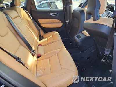 Zdjęcie 11 z 14 samochodu: 2018 VOLVO XC60 T5 MOMENTUM VIN:YV4102RK1J1038186 - miniatura