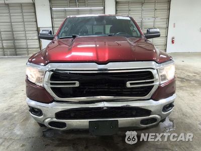 Piąte zdjęcie samochodu w środku: 2019 RAM 1500 BIG HORN/LONE STAR VIN:1C6SRFFT7KN739849 - miniatura
