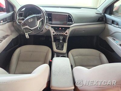 Zdjęcie 8 z 12 samochodu: 2018 HYUNDAI ELANTRA VALUE EDITION VIN:5NPD84LF3JH228290 - miniatura