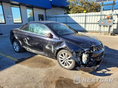 Czwarte zdjęcie samochodu z boku: 2016 VOLKSWAGEN EOS KOMFORT VIN:WVWBW8AH9GV000571 - miniatura
