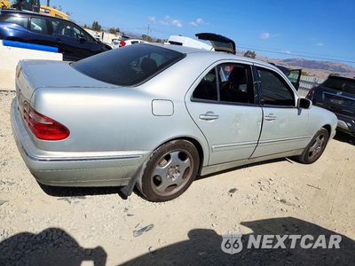 Trzecie zdjęcie samochodu z tyłu: 2001 MERCEDES-BENZ E 320 VIN:WDBJF65JX1B199179 - miniatura