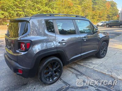 Czwarte zdjęcie samochodu z boku: 2018 JEEP RENEGADE LATITUDE VIN:ZACCJBBB3JPH04371 - miniatura