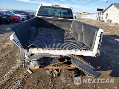 Zdjęcie 6 z 13 samochodu: 2005 CHEVROLET SILVERADO K2500 HEAVY DUTY VIN:1GCHK24U15E334912 - miniatura