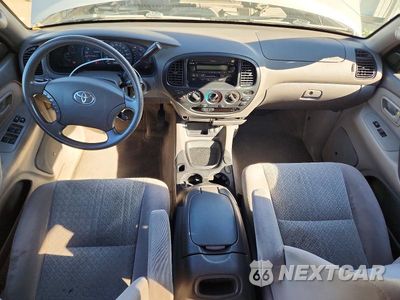 Zdjęcie 8 z 12 samochodu: 2006 TOYOTA TUNDRA DOUBLE CAB SR5 VIN:5TBDT44156S530501 - miniatura