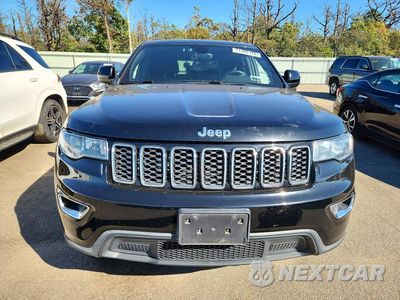 Piąte zdjęcie samochodu w środku: 2017 JEEP GRAND CHEROKEE LAREDO VIN:1C4RJFAG5HC963571 - miniatura