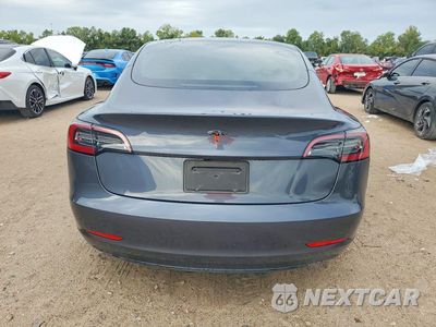 Zdjęcie 6 z 11 samochodu: 2023 TESLA MODEL 3 VIN:5YJ3E1EAXPF657972 - miniatura