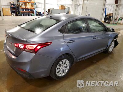 Trzecie zdjęcie samochodu z tyłu: 2020 HYUNDAI ACCENT SE VIN:3KPC24A61LE113548 - miniatura