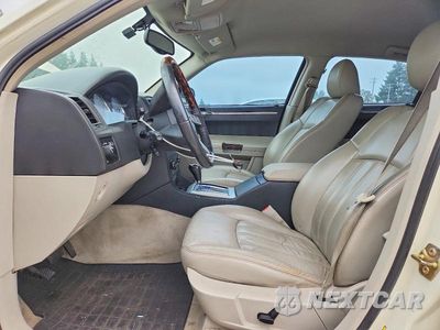 Zdjęcie 7 z 12 samochodu: 2006 CHRYSLER 300C VIN:2C3KA63H76H170603 - miniatura