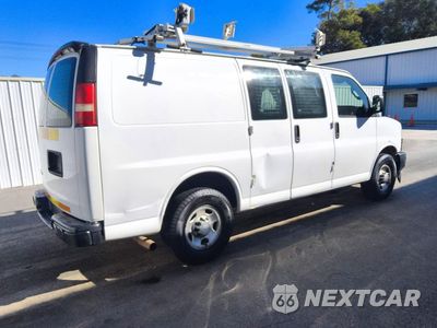 Trzecie zdjęcie samochodu z tyłu: 2018 CHEVROLET EXPRESS G2500 VIN:1GCWGAFP4J1189375 - miniatura