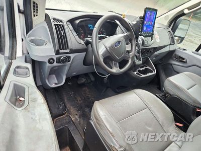 Zdjęcie 8 z 13 samochodu: 2016 FORD TRANSIT T-250 VIN:1FTYR2XM3GKB21990 - miniatura