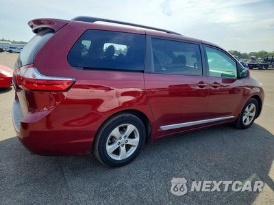 Trzecie zdjęcie samochodu z tyłu: 2017 TOYOTA SIENNA LE VIN:5TDKZ3DC9HS884520 - miniatura