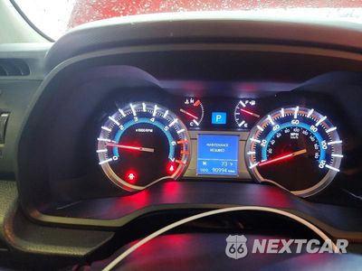 Zdjęcie 9 z 14 samochodu: 2018 TOYOTA 4RUNNER TRD OFF-ROAD PREMIUM VIN:JTEBU5JR0J5488325 - miniatura