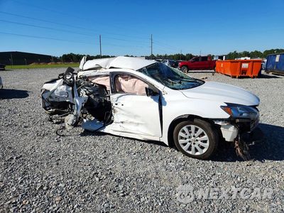 Czwarte zdjęcie samochodu z boku: 2018 NISSAN SENTRA S VIN:3N1AB7AP1JY334017 - miniatura