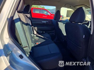 Zdjęcie 11 z 13 samochodu: 2020 NISSAN ROGUE S VIN:5N1AT2MT9LC809426 - miniatura