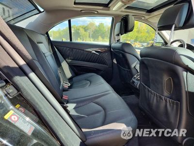 Zdjęcie 10 z 13 samochodu: 2007 MERCEDES-BENZ E 550 4MATIC VIN:WDBUF90X77X213013 - miniatura