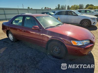 Czwarte zdjęcie samochodu z boku: 1999 TOYOTA CAMRY CE VIN:4T1BG22K4XU579460 - miniatura