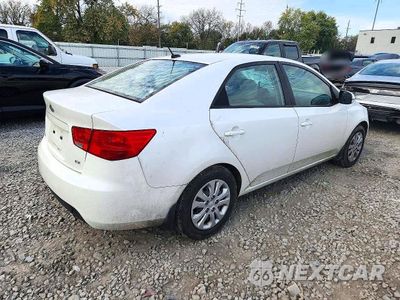 Trzecie zdjęcie samochodu z tyłu: 2011 KIA FORTE EX VIN:KNAFU4A21B5397498 - miniatura