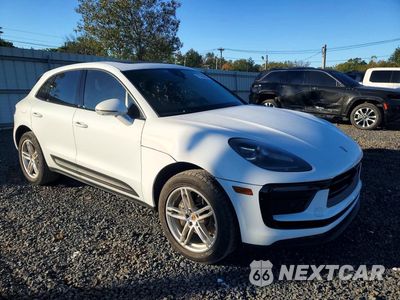 Czwarte zdjęcie samochodu z boku: 2023 PORSCHE MACAN BASE VIN:WP1AA2A56PLB12400 - miniatura