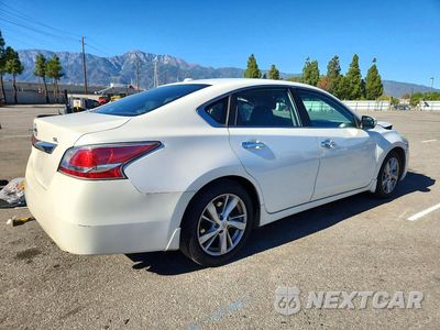 Trzecie zdjęcie samochodu z tyłu: 2015 NISSAN ALTIMA 2.5 SL VIN:1N4AL3AP7FC108119 - miniatura