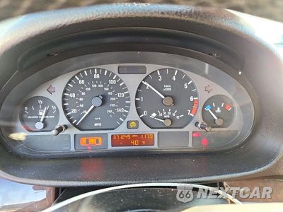 Zdjęcie 9 z 12 samochodu: 2001 BMW 325 I VIN:WBAAV33461FV01976 - miniatura