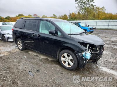 Czwarte zdjęcie samochodu z boku: 2013 TOYOTA SIENNA LE VIN:5TDKK3DC8DS342470 - miniatura